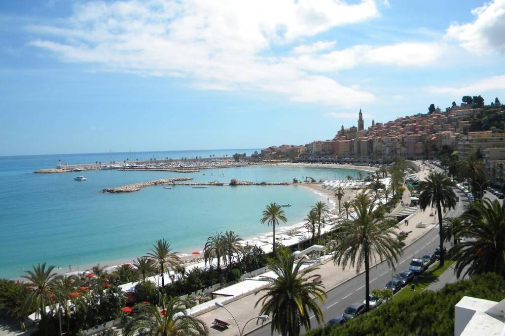 App Le Rocazur Avec Piscine Et Parking En Bord De Mer A 500M Du Centre Ville Ментона Экстерьер фото